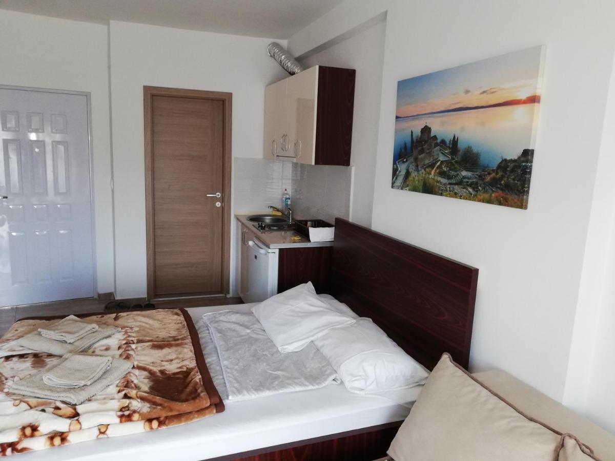 Center Apartment Delfina Ohrida Exterior foto